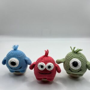Crochet Monster Keychain – Handmade Amigurumi Accessory – Cute Bag Charm