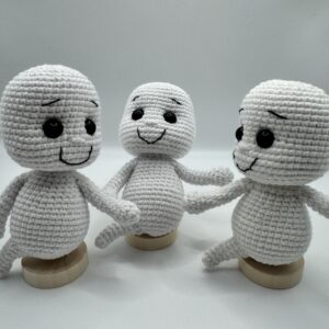 Crochet Cute Casper Keychain - Rotating Head Amigurumi Plush - Bag Accessory